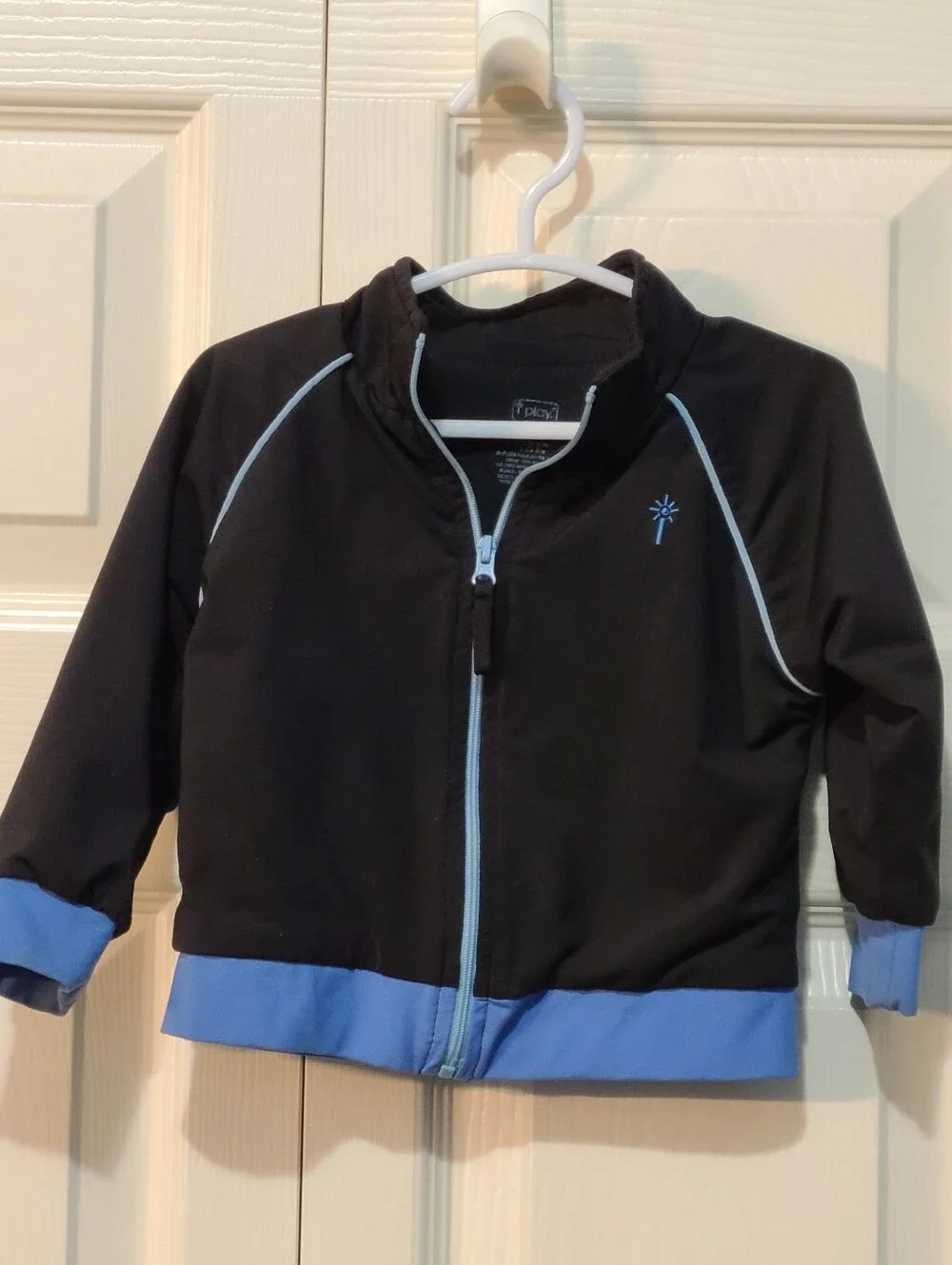 i play. by Green Sprouts Baby Boy Black & Blue Zip Track Jacket Size Medium 12M